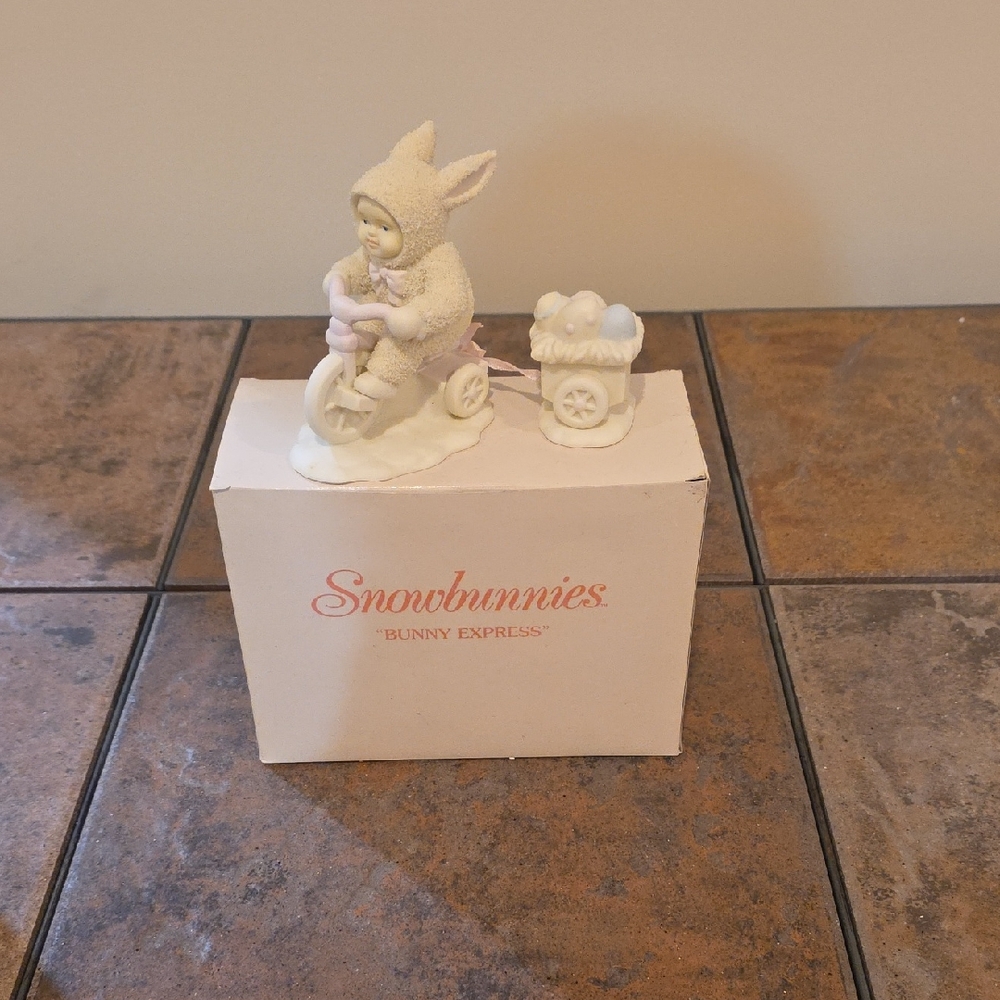 Department 56 Snowbunnies Bunny Express Figurine - White and Pink